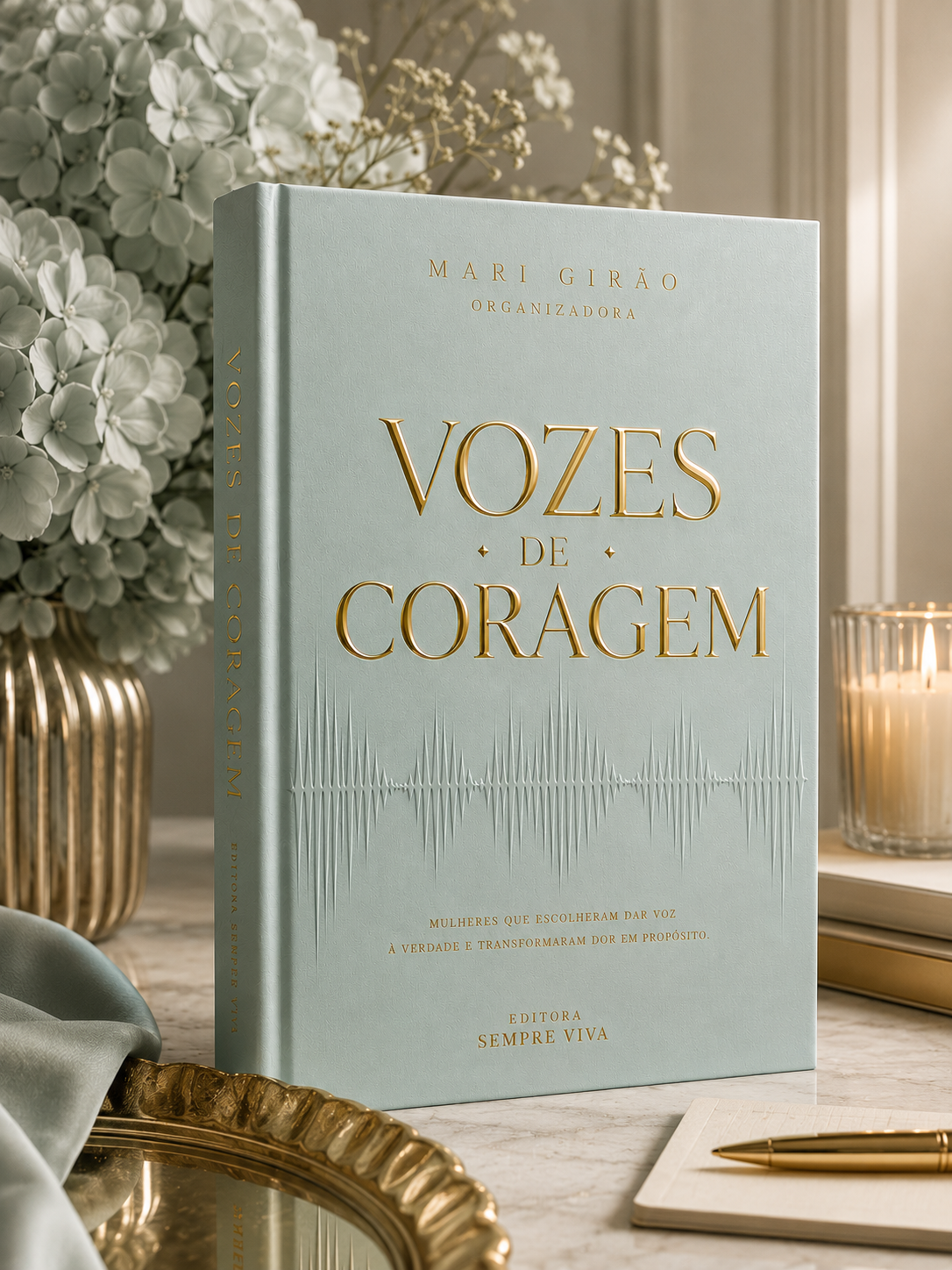 Capa do livro Vozes de Coragem, de Organizadora: Mari Girão